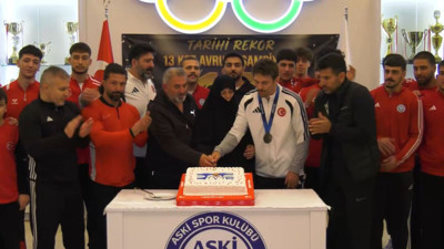 Ankara'dan dünya ikinciliğine! ASKİ Spor'un milli güreşçisinden büyük başarı