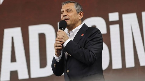 Özgür Özel: İhaleyle jammer alan AK Partili belediyeleri pazartesi günü açıklayacağım!