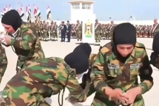 Irak'ın Kadın Askerleri Bakın Ne Yaptı ? - Resim: 2