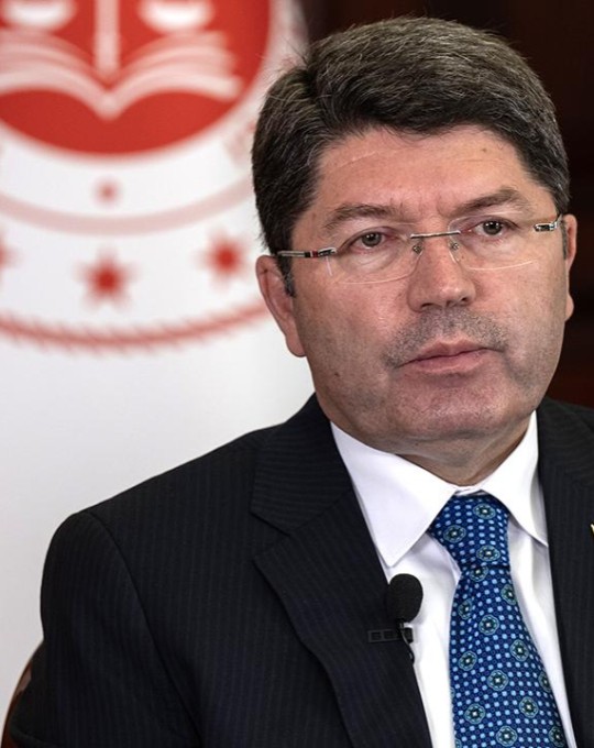 Bakan Tunç: "Şiddet içeren gösteriler hem demokratik değerlerle hem de insan haklarıyla bağdaştırılamaz"