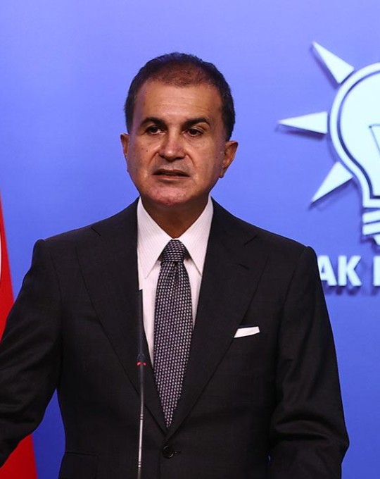 AK Parti sözcüsü Ömer Çelik: "Özgür Özel enerjisini partisinin içine yöneltsin, yolsuzluk iddiası CHP içinden geldi"