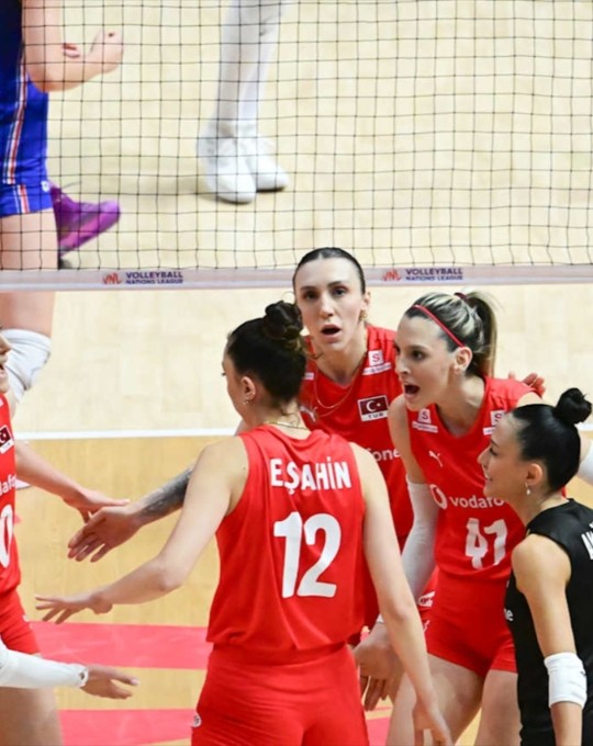 Filenin Sultanları VNL'ye galibiyetle başladı