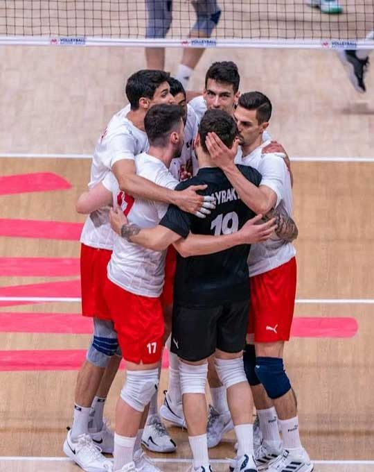 Filenin Efeleri, ev sahibi Çin’i set vermeden 3-0 mağlup etti