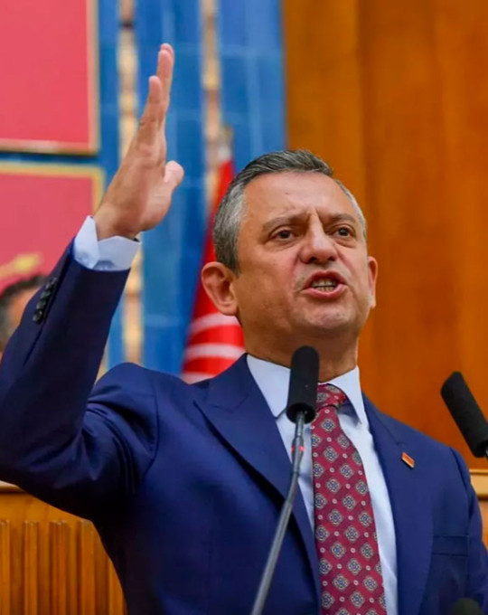 Özgür Özel'den sert çıkış: “Adaleti çaldılar!”