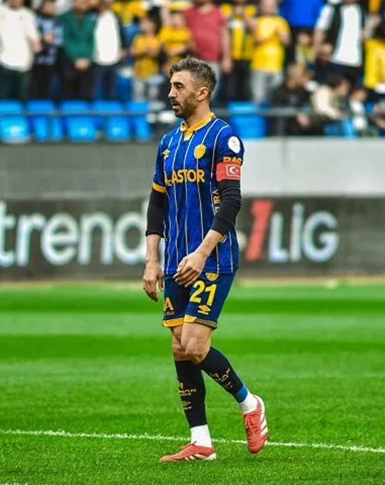 Mahmut Tekdemir Ankaragücü'nde devam dedi