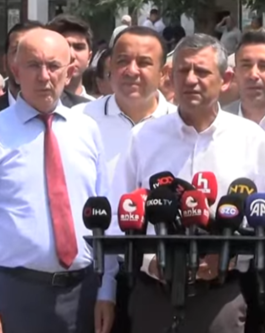 Özel'den Erdoğan'a: "CHP’ye değil, geleceğin iktidarına operasyon yapılıyor"