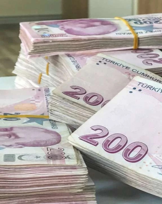 Faizler çakıldı! 100 bin TL ihtiyaç kredisi geri ödemesi