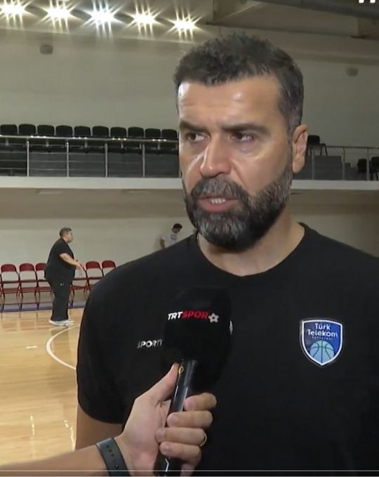 Başantrenör Erdem Can: "Ankara'da önemli bir basketbol kültürünü temsil ediyoruz"