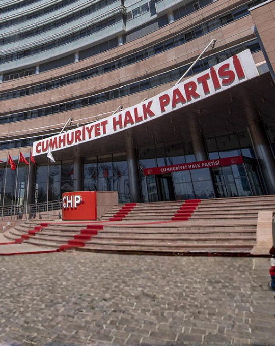 Özgür Özel kadrosunu yeniledi! Muhalefet değil iktidar provası yapacak kurul belli oldu