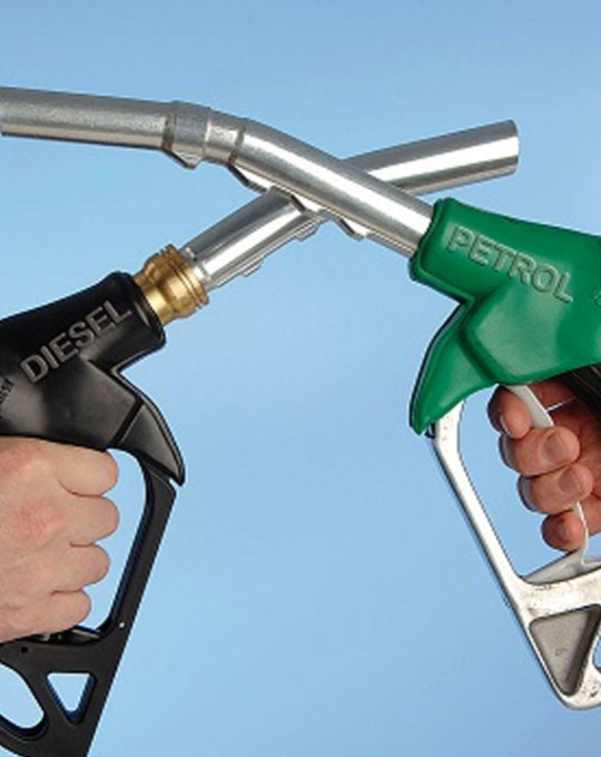 Depoyu doldurmak lüks oluyor: Motorin rekora koşuyor