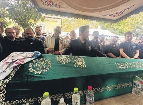 Sanatçı Güllü’nün ölümünde dikkat çeken ayrıntı! - Resim: 2