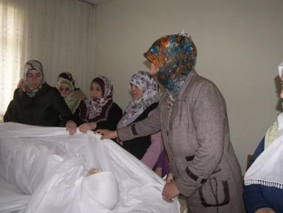 Cenaze Yıkama Videosu Tepki Çekti - Resim: 4