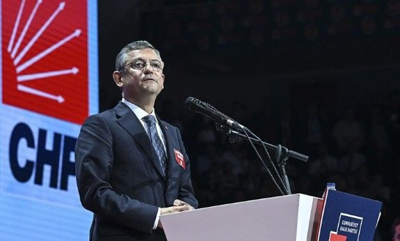 DEVA'dan İstifa Eden İki Vekil CHP'ye Katıldı - Resim: 2