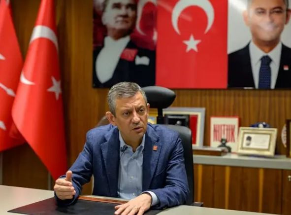 Özgür Özel’in masasındaki anket ortaya çıktı! - Resim: 6