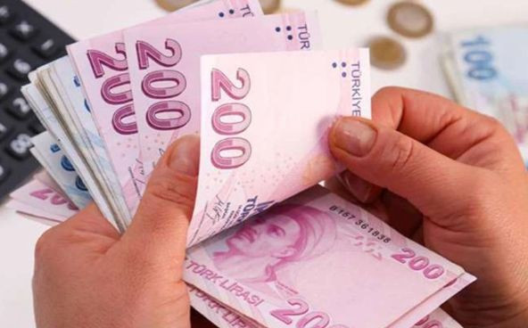 Memur ve memur emeklisinin zammı belli oluyor - Resim: 1