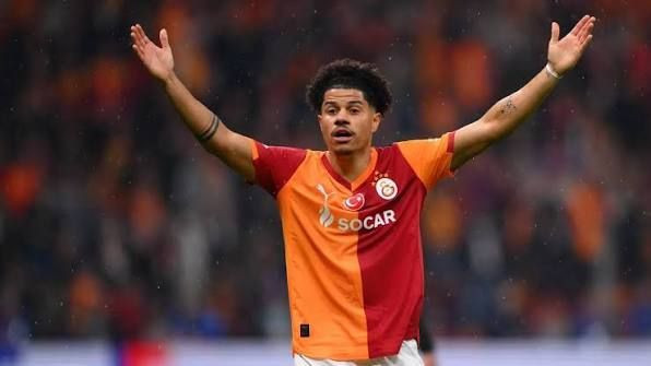 Galatasaray'da Şok Ayrılık! Yıldız Futbolcunun Yeni Adresi Belli Oldu - Resim: 2