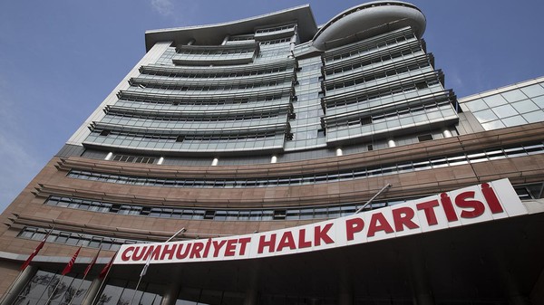 Yeni X hesapları da askıya alınıyor