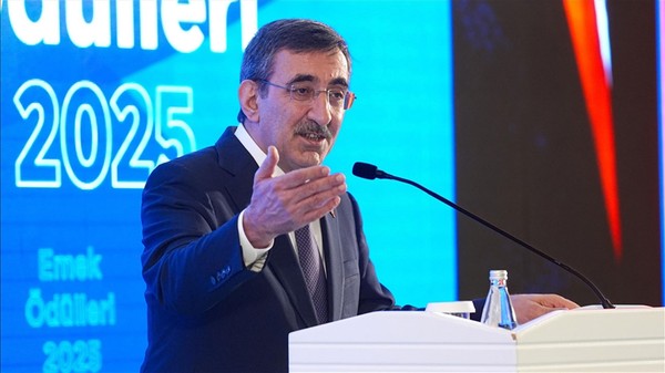 Cevdet Yılmaz: “İstihdamda yeşil ve dijital dönüşüme kararlılıkla devam edeceğiz”