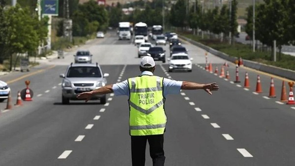 Karayolları duyurdu! Bayram tatili bitti, yol çalışmaları devam ediyor