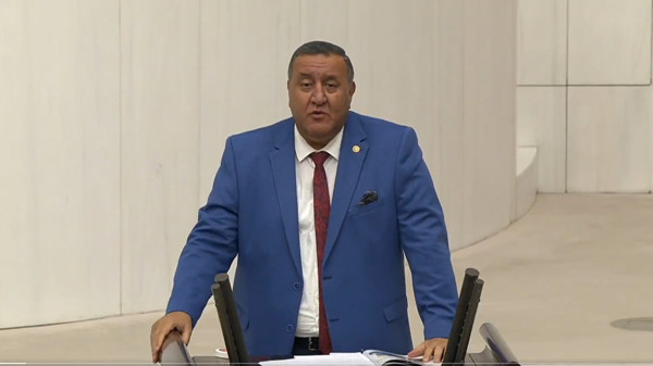 Taşeron isyanı Meclis’e taşındı! CHP’li Gürer Sağlık Bakanı’na seslendi!