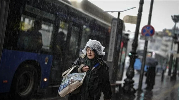 Meteoroloji'den 26 Ekim uyarısı: Ege'de şiddetli sağanak, Marmara'da fırtına!