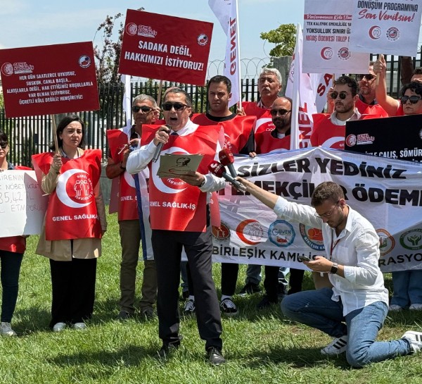 Hemşireler ses yükseltti! Sağlık Bakanlığı önünde isteklerini sıraladılar