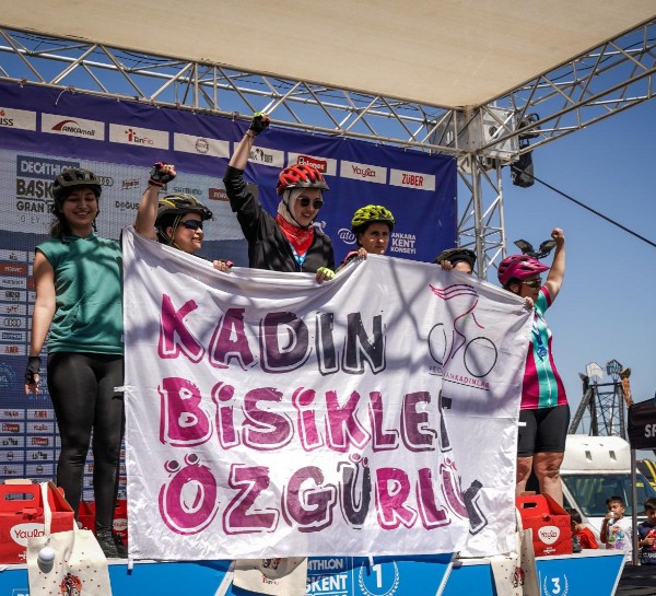 Bisiklet aktivisti Burçin Tarhan: "Pedallayan Kadınlar" ile Ankara’da bisiklet kültürünü yaygınlaştırıyoruz