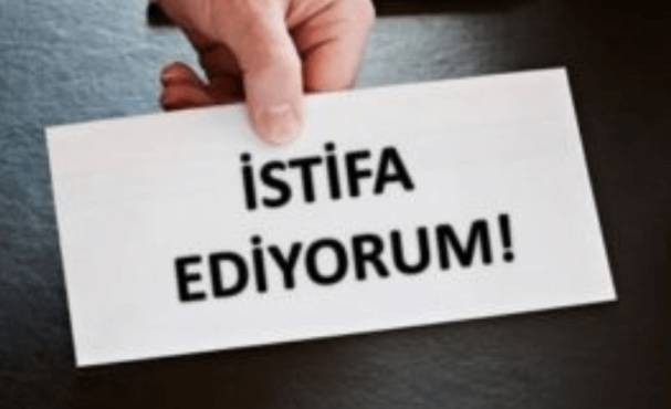 Baskılara Dayanamadı İstifa Etti - Resim: 5