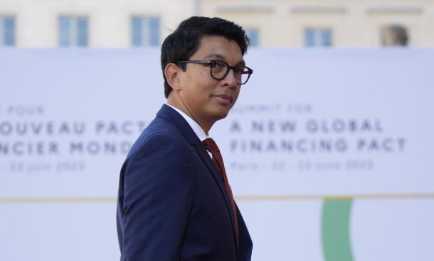 Cumhurbaşkanı Rajoelina, Ulusal Meclis'i feshetti - Resim: 1