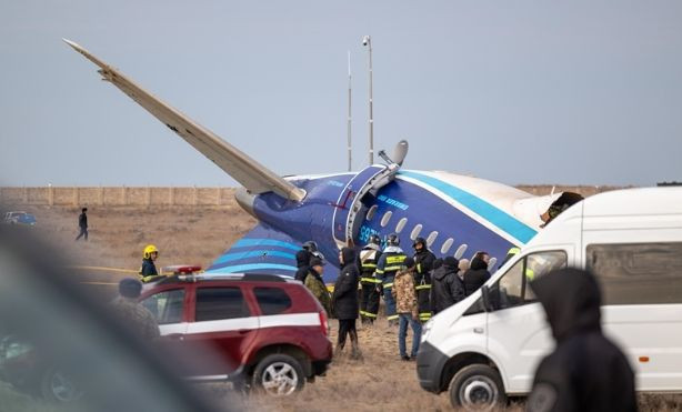 Düşen Uçağımız Bakın Ne Taşıyormuş ? - Resim: 5