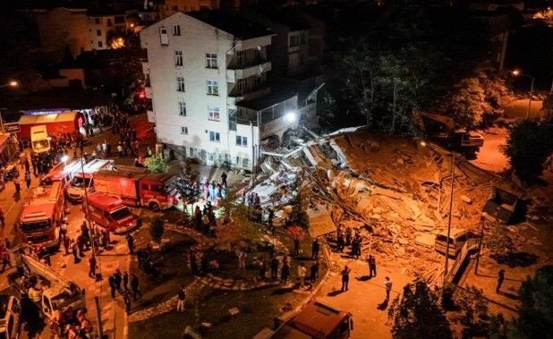 Balıkesir Beşik gibi sallanıyor - Resim: 4