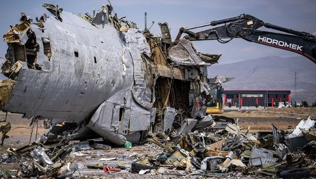 Uçak kazasında yeni detaylar ortaya çıktı - Resim: 3