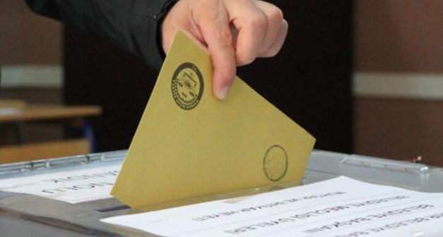 En Son Seçim Anketi Dengeleri Alt Üst Etti - Resim: 1