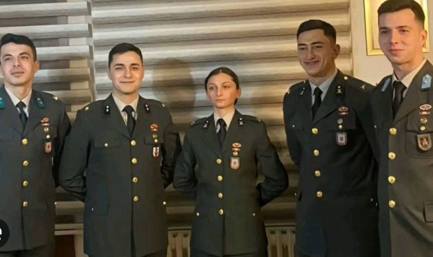 Ebru Teğmen İş Bulmakta Zorlanıyor - Resim: 4