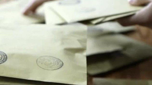 Son Anket Ortaya Çıktı! İşte Zirvedeki Parti - Resim: 1