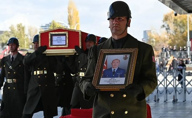 Uçak kazasında yeni detaylar ortaya çıktı - Resim: 2