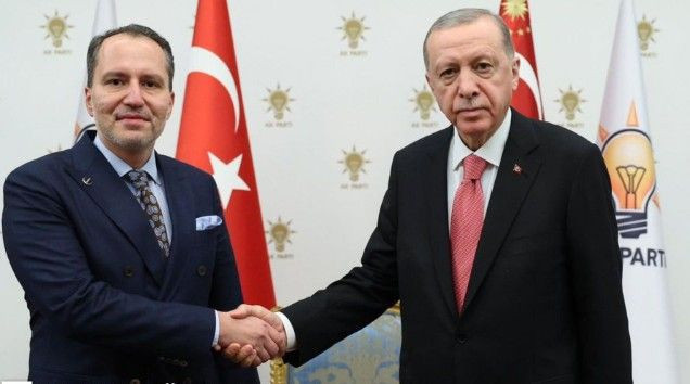 Yeniden Refah'ta Yaprak Dökümü! - Resim: 4