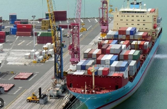 İsrail'e ait gemi rotayı Yunanistan'a çevirdi - Resim: 3