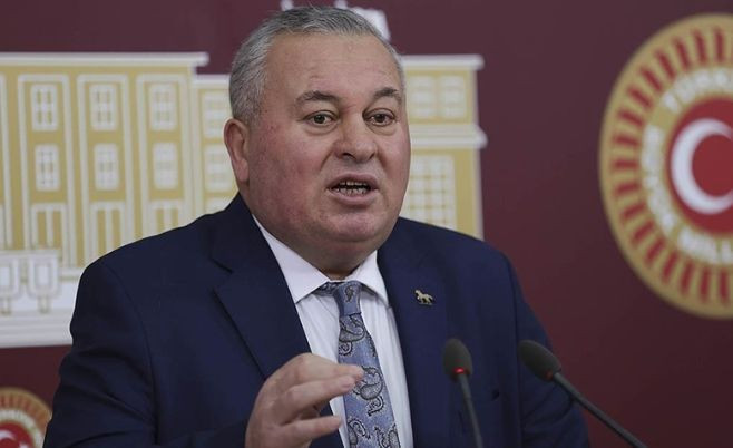 Cemal Enginyurt’dan bir açıklama geld - Resim: 1