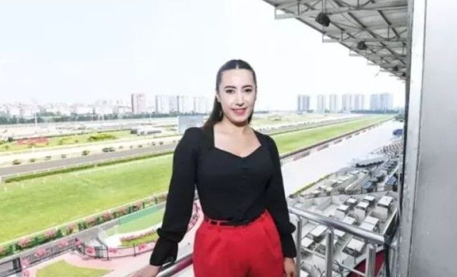 Yarış spikeri Esen Gök, evinde ölü bulundu - Resim: 3