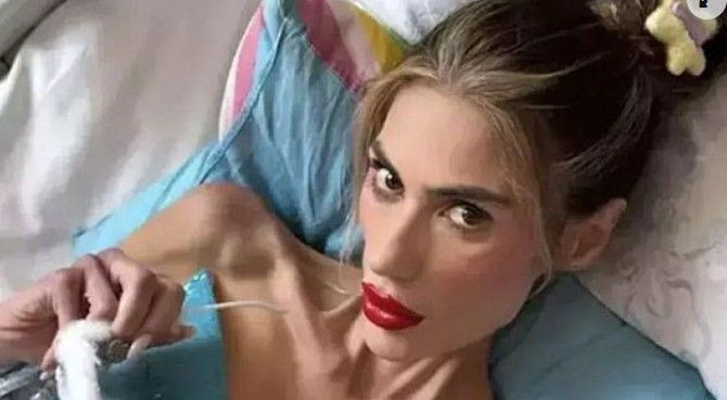Nihal Candan'ın Cenazesinde Olay Çıktı - Resim: 3