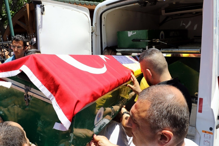 Acun'dan hüzünlü veda! - Resim: 14