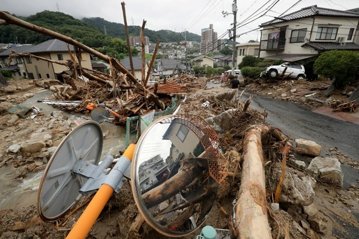 Japonya’daki sel felaketinde ölü sayısı 112’ye yükseldi - Resim: 8