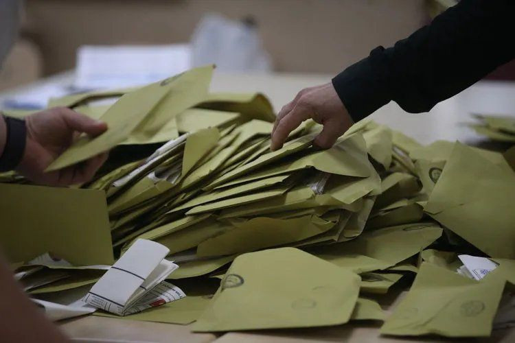 OVP SEÇİMLERİN ZAMANINDA OLACAĞI HESAPLANARAK HAZIRLANDI