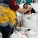 Iğdır'da hasta yakınları acil servis doktoruna saldırdı