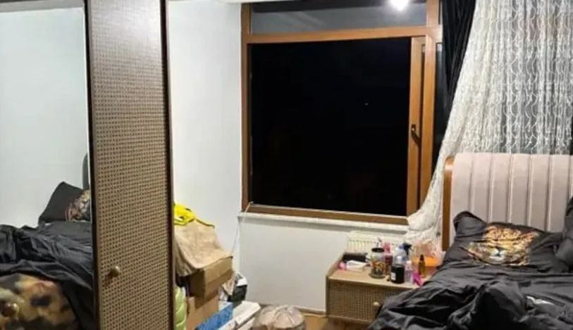 Güllü Odaya Girdiğinde Ne Gördü? - Resim: 7