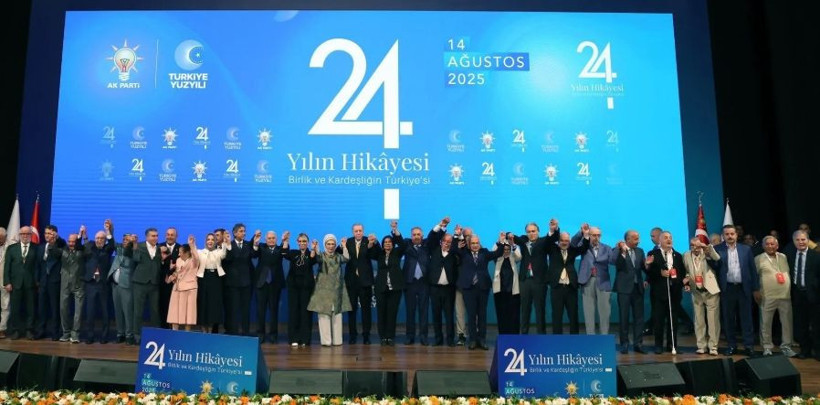 Kulislerde dolaşan flaş iddia - Resim: 7