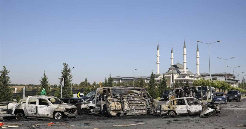 FETÖ'nün darbe girişiminin üzerinden 7 yıl geçti - Resim: 9