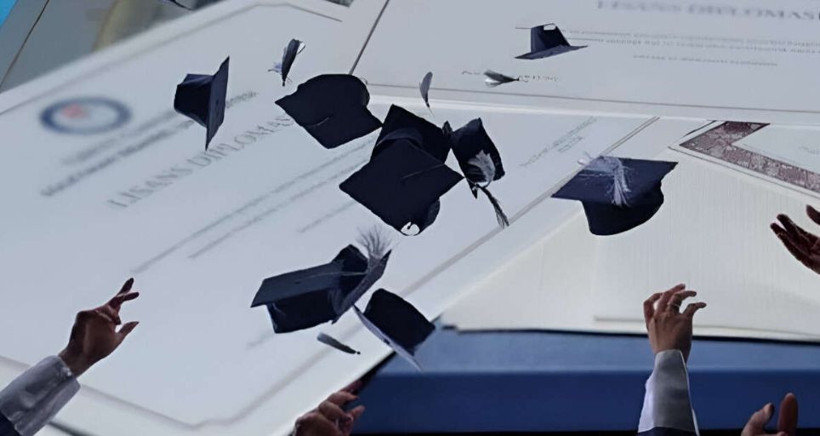 Üniversitede Diploma Skandalı Büyüyor! - Resim: 7