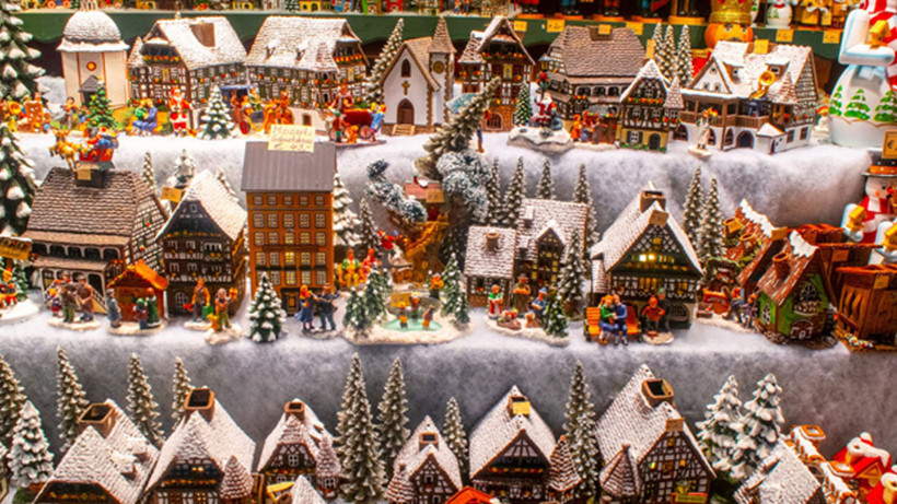 Kurtuluş Parkı'nda Kadın Emeği Yılbaşı Pazarı kuruldu